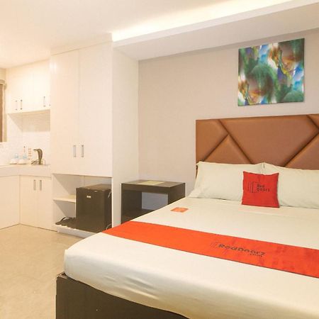 Reddoorz Plus At Seventy Five Inn Near Manila Airport Paranaque City Ngoại thất bức ảnh