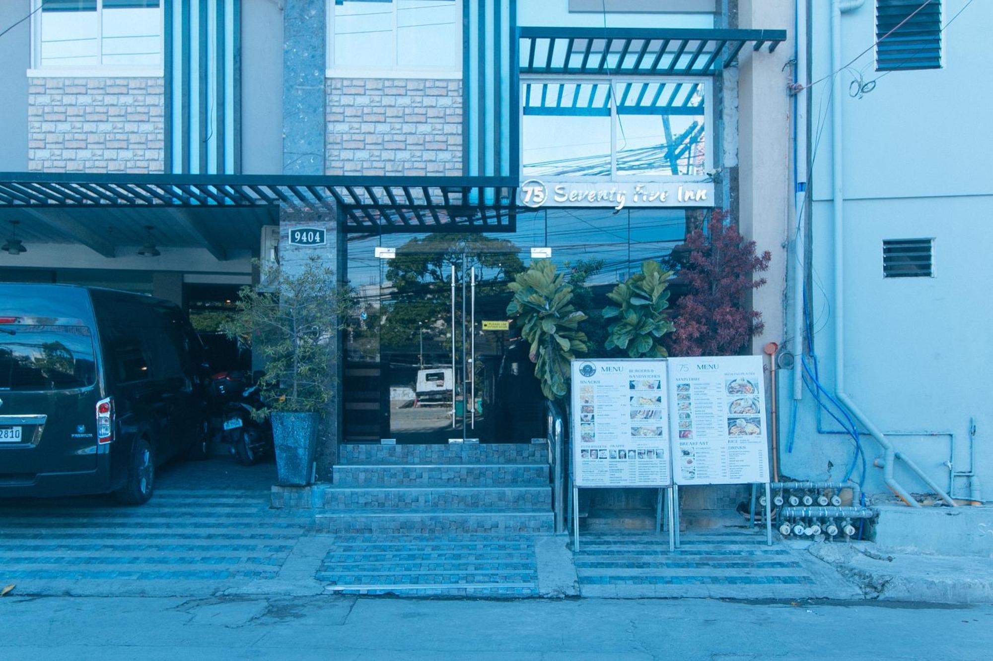 Reddoorz Plus At Seventy Five Inn Near Manila Airport Paranaque City Ngoại thất bức ảnh