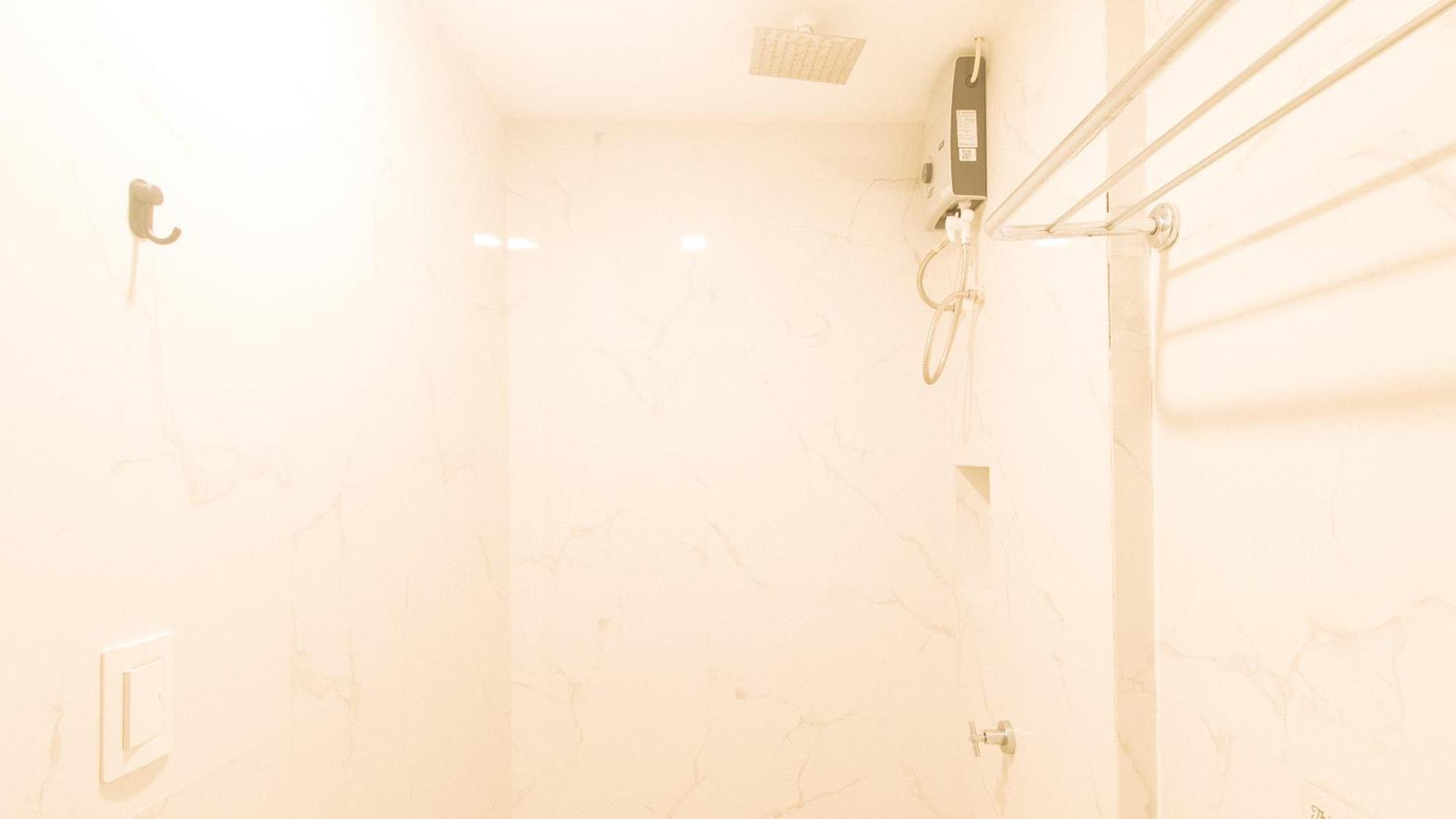 Reddoorz Plus At Seventy Five Inn Near Manila Airport Paranaque City Ngoại thất bức ảnh