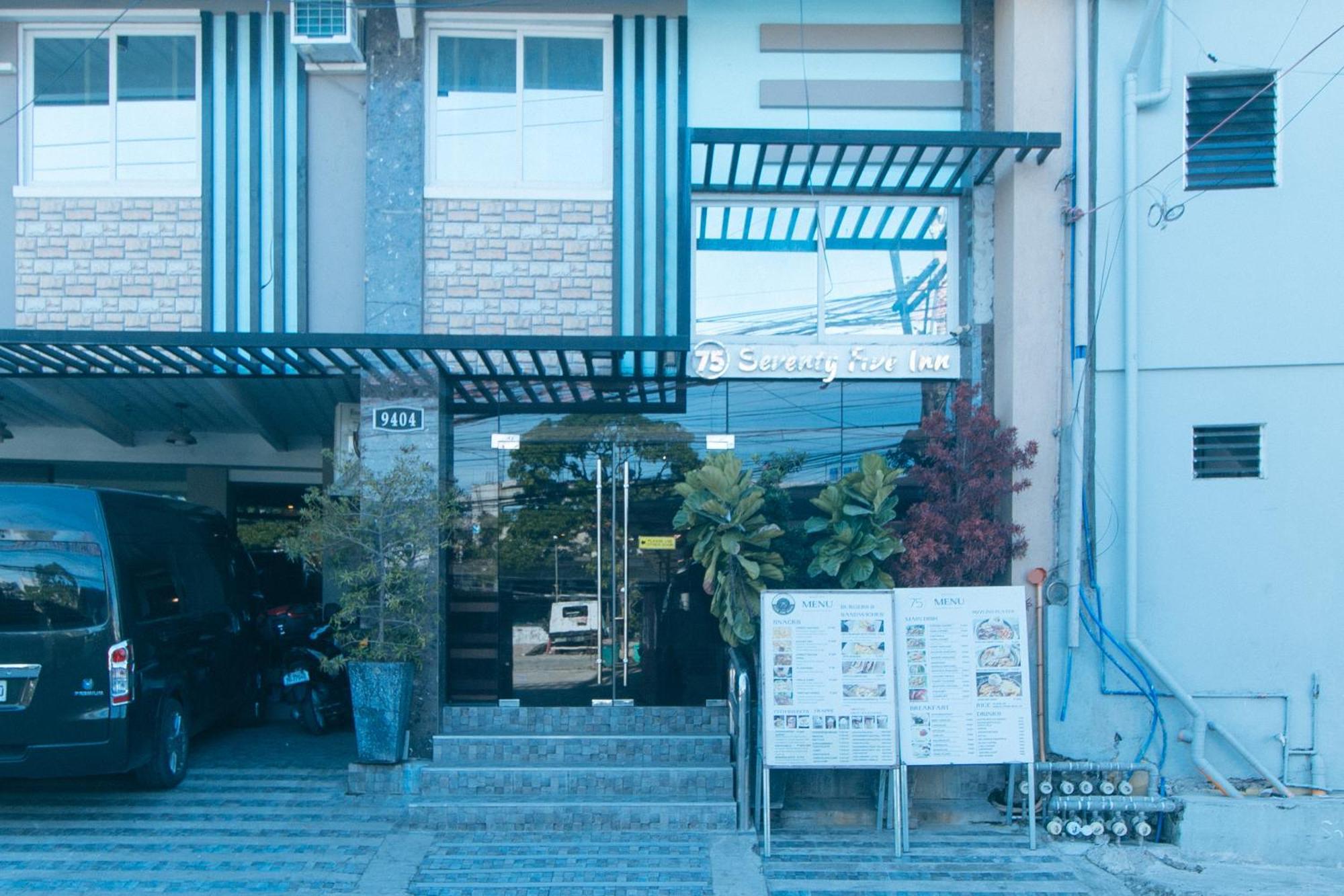 Reddoorz Plus At Seventy Five Inn Near Manila Airport Paranaque City Ngoại thất bức ảnh