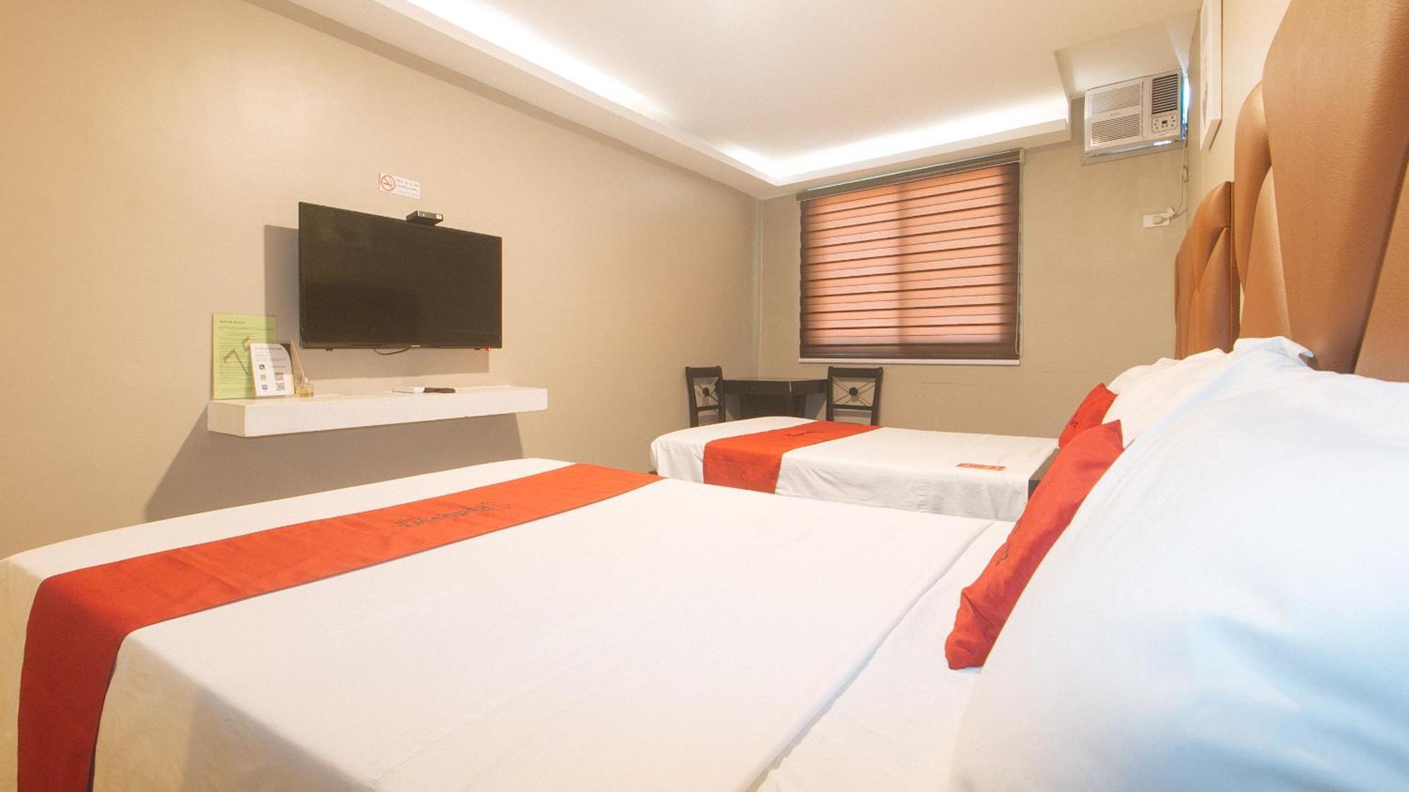 Reddoorz Plus At Seventy Five Inn Near Manila Airport Paranaque City Ngoại thất bức ảnh